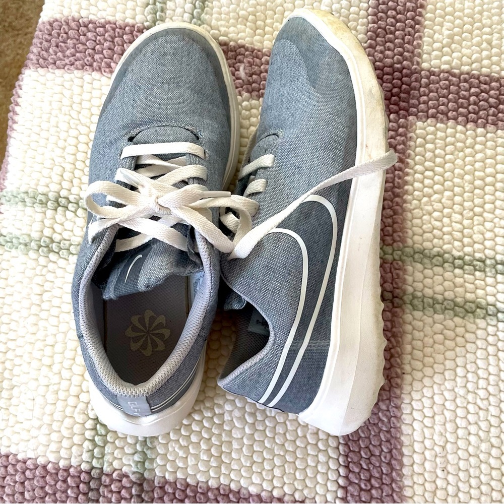 Nike Victory Lite Golf Shoes size 7